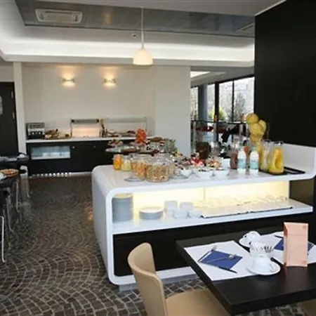 Sotel Nomentana 酒店 罗马