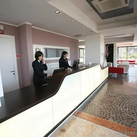 酒店 Sotel Nomentana 3*