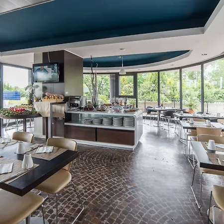 ホテル Sotel Nomentana 3*