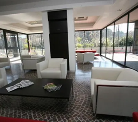מלון Sotel Nomentana 3*
