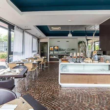 Sotel Nomentana Rome
