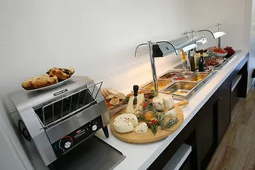 Sotel Nomentana 3* Róma