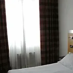 Sotel Nomentana 3* روما